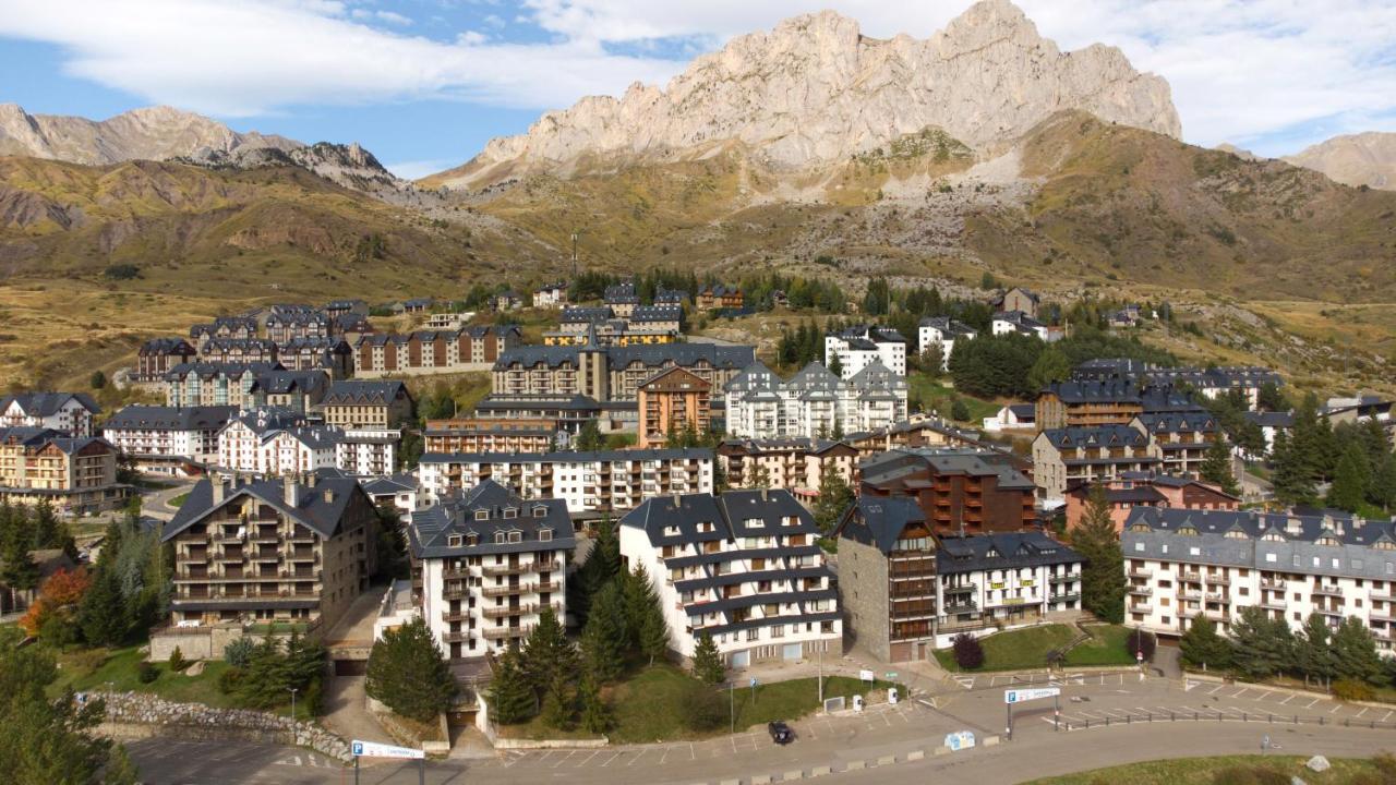 Apartamentos Formigal Exterior foto